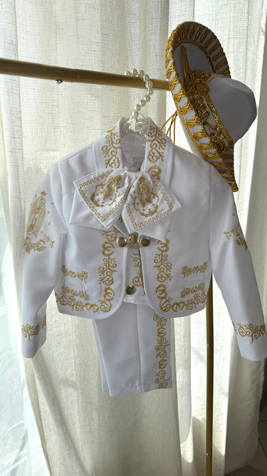 Charro blanco y oro